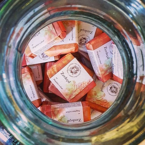 ZERDEÇALLI SAÇ SABUNU