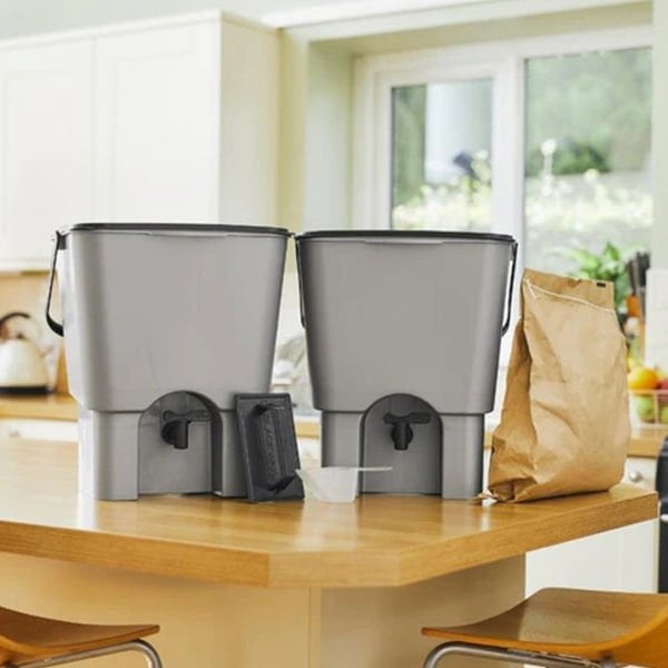 KITCHEN COMPOSTER (1ADX2)